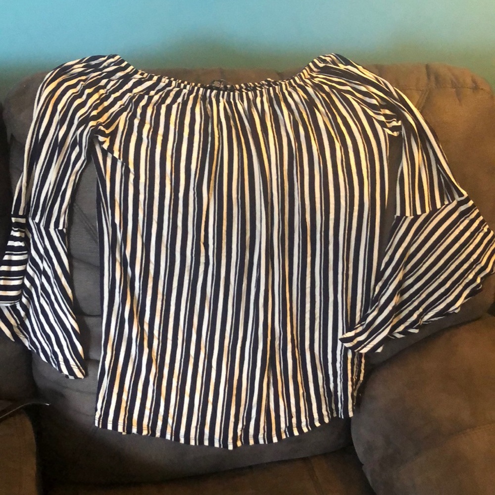 Loose fitting blouse